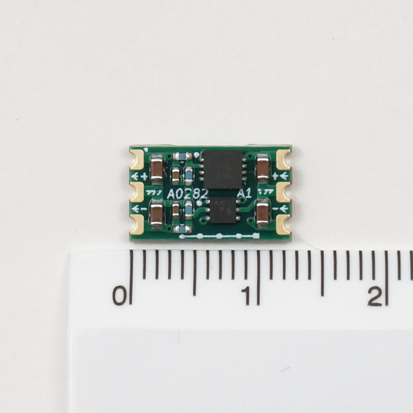 ADP7102/7182使用 ±20V入力 ±12V出力 +300mA/-200mA出力 LOW NOISE LDO